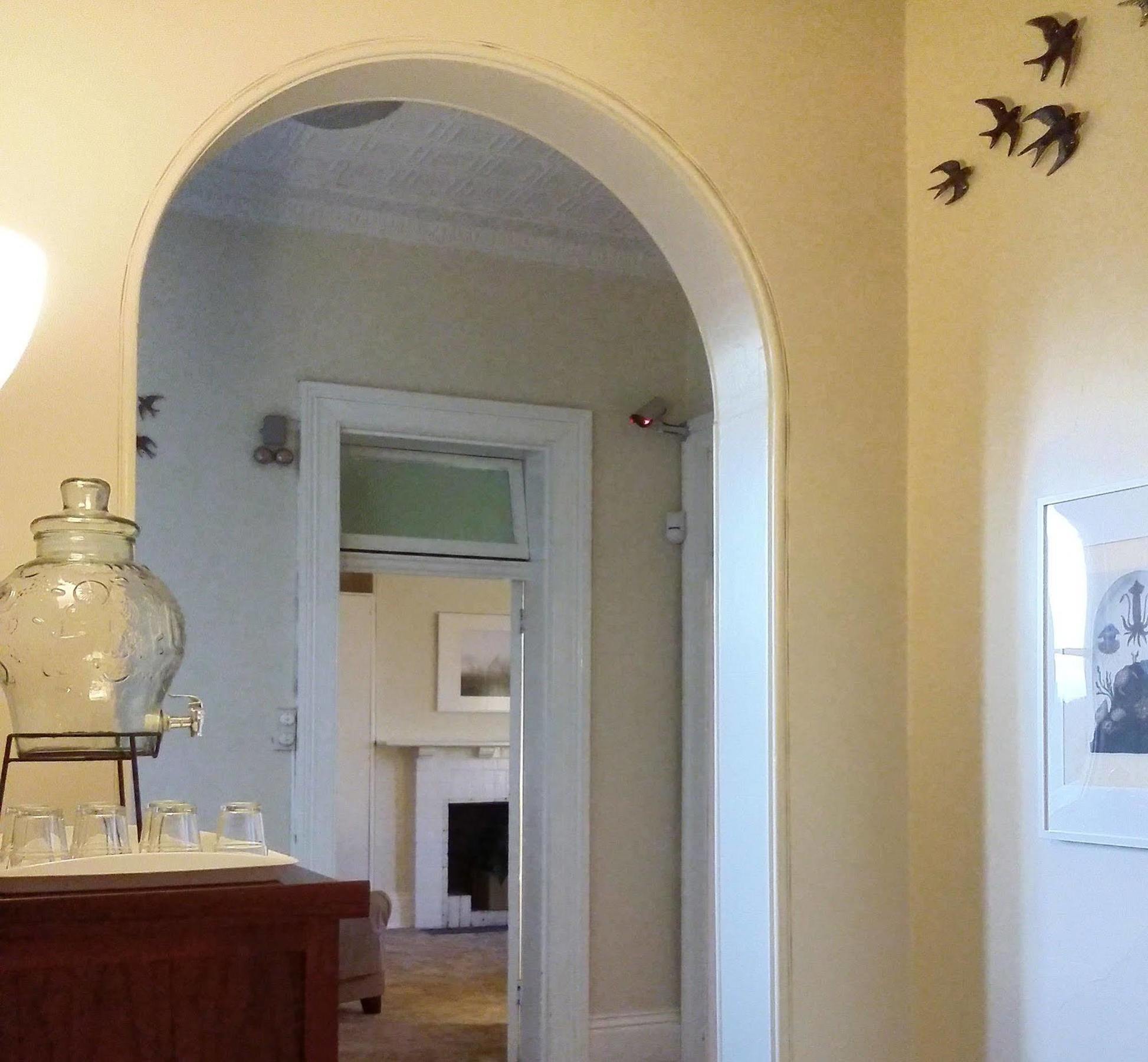 The Bank Guesthouse เกลน อินเนส ภายนอก รูปภาพ
