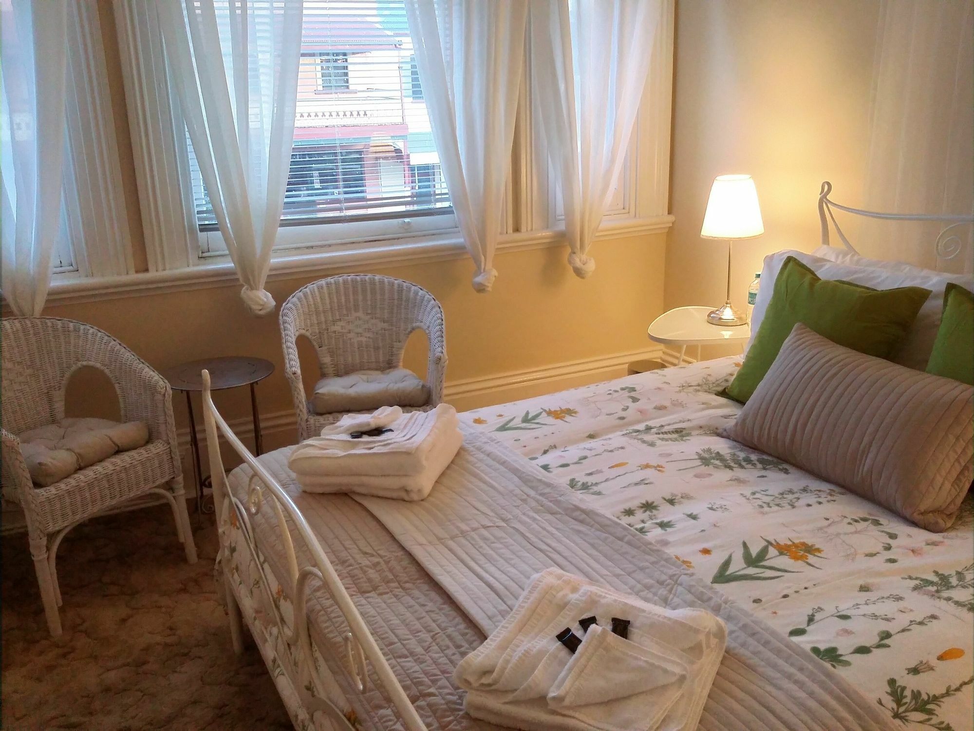 The Bank Guesthouse เกลน อินเนส ภายนอก รูปภาพ